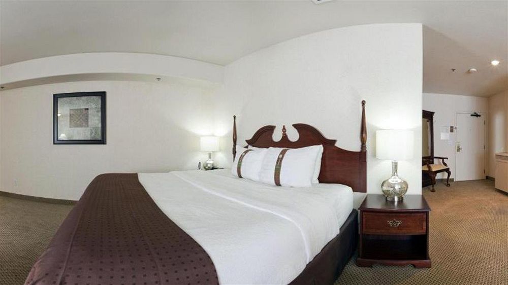 Holiday Inn Selma - Swancourt Luaran gambar